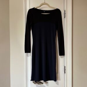 Banana Republic Size 0 Dress - Navy and Black, Knee Length